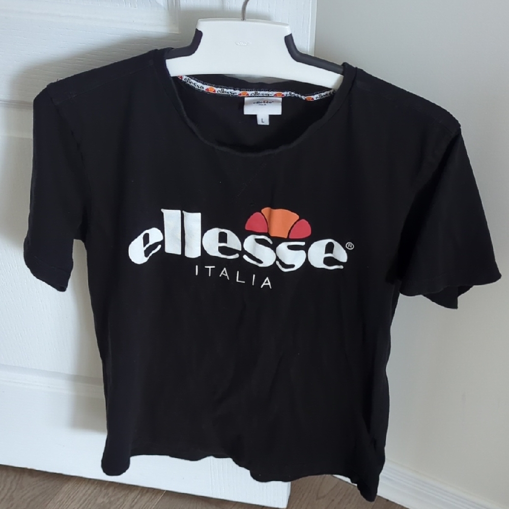 Ellesse Men's Cotton Black T-Shirt-fits Small